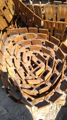 โซ่ข้อถี่ 23 ฟัน ใส่PC10 20 30 ได้ ใส่แทนแทร็กยางได้ เก่านอก