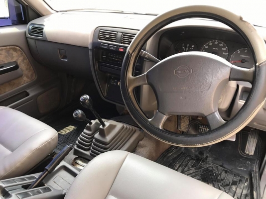 Nissan Frontier QD3200 4x4 Year 1999