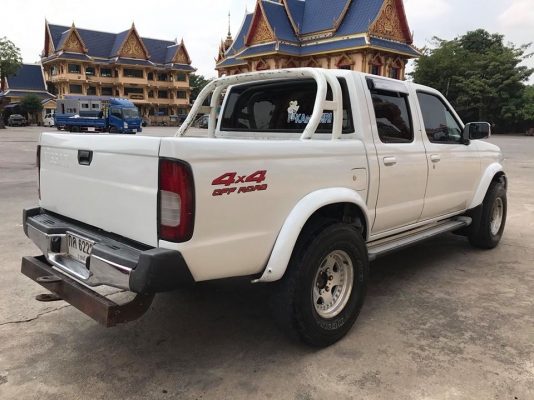 Nissan Frontier QD3200 4x4 Year 1999