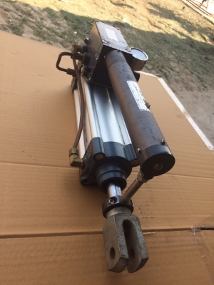 กระบอกลูกสูบลม นิวเมติกส์ มี 7 ตัว สภาพดีพร้อมใช้งาน สามารถดัดแปลงใช้งานได้หลายรูปแบบ (มีวีดีโอการทำงาน) กระบอกลูกสูบลม นิวเมติกส์ มี 7 ตัว สภาพดีพร้อมใช้งาน สามารถดัดแปลงใช้งานได้หลายรูปแบบ (มีวีดีโอการทำงาน)