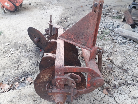 จัดส่งเสี่ย จ.เพชรบูรณ์ครับขายผาน4  พร้อมใช้งาน ไถดี มาชมได้