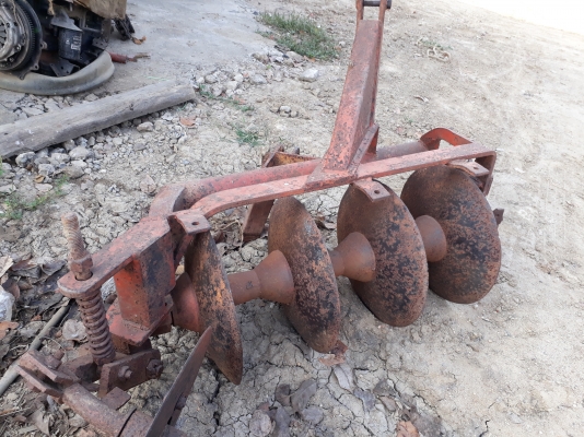 จัดส่งเสี่ย จ.เพชรบูรณ์ครับขายผาน4  พร้อมใช้งาน ไถดี มาชมได้