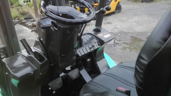 ขาย โฟรคลิฟท์ 3 ตันเบนซิล