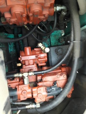 ขายKOBELCO SK135SR -1ES  YY02  ปี  2002  แทรค  70  มาใหมี  เก่าญี่ปุ่นแท้  สภาพสวย  พร้อมใช้  ลองระบบกันได้ทุกวัน  โทร  089-3818694 ดวงนภา