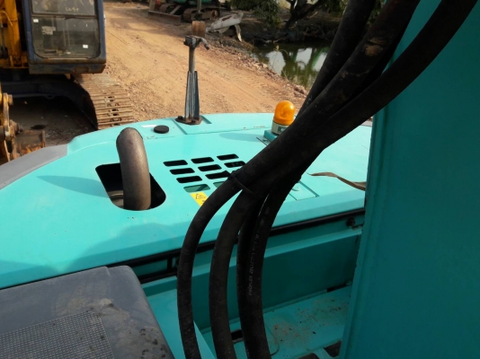 ขายKOBELCO SK135SR -1ES  YY02  ปี  2002  แทรค  70  มาใหมี  เก่าญี่ปุ่นแท้  สภาพสวย  พร้อมใช้  ลองระบบกันได้ทุกวัน  โทร  089-3818694 ดวงนภา