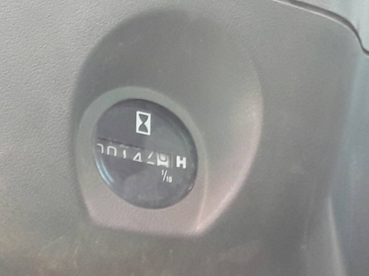 ขายHITACHI  EX200-5E  มาใหม่  เก่าญี่ปุ่นแท้  สภาพสวย    ใช้งานมาแค่  1,XXX  ชั่วโมง  ลองระบบกันได้ทุกวัน  โทร  089-3818694  ดวงนภา