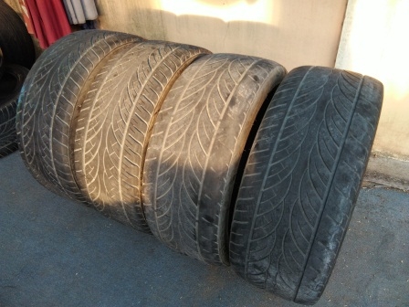 ยางขอบ 22" 265/40/22 ปี14 4 เส้น ยางขอบ 22" 265/40/22 ปี14 4 เส้น