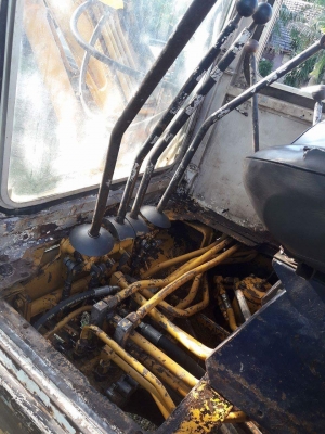 ขายเหมาเป็นคู่ หรือขายเเยก