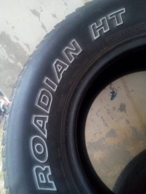 265/70R16 ROADSTONE ROADIAN HT ตัวหนังสือขาว มี 1 เส้น tel. 081-427-3941 265/70R16 ROADSTONE ROADIAN HT ตัวหนังสือขาว มี 1 เส้น tel. 081-427-3941