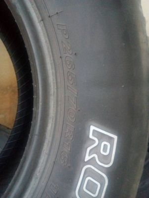 265/70R16 ROADSTONE ROADIAN HT ตัวหนังสือขาว มี 1 เส้น tel. 081-427-3941 265/70R16 ROADSTONE ROADIAN HT ตัวหนังสือขาว มี 1 เส้น tel. 081-427-3941