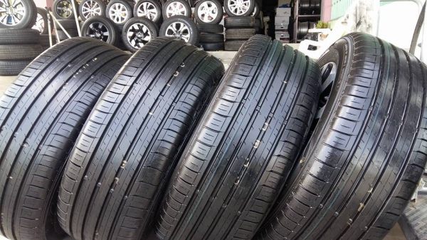 ขายล้อแม็กป้ายแดง honda civic fc 16"&times;7" ยางปี16 สนใจติดต่อ ก.เจริญการยางครับ 081-3747940