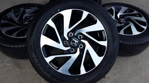 ขายล้อแม็กป้ายแดง honda civic fc 16"&times;7" ยางปี16 สนใจติดต่อ ก.เจริญการยางครับ 081-3747940