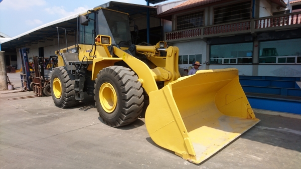 ขายรถตักล้อยาง KOMATSU WA380-6 (สภาพดี)