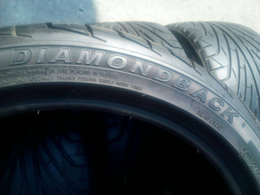 235/40R18 DIMONDBACK ปี16 มี 2 เส้น สวย ดอกหนา tel.081-427-3941 235/40R18 DIMONDBACK ปี16 มี 2 เส้น สวย ดอกหนา tel.081-427-3941
