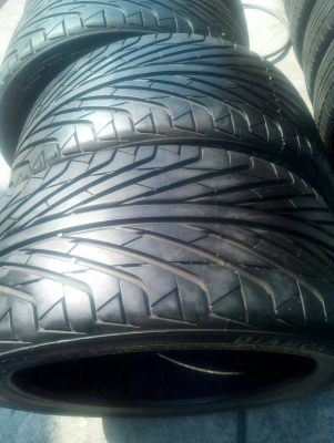 235/40R18 DIMONDBACK ปี16 มี 2 เส้น สวย ดอกหนา tel.081-427-3941 235/40R18 DIMONDBACK ปี16 มี 2 เส้น สวย ดอกหนา tel.081-427-3941