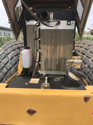 ขายรถบดถนน CAT CS533E 10 ตัน พร้อมเปลือกหนาม สนใจติดต่อ 081-5305979