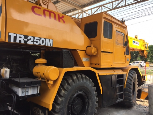 รถเครนทานาโด25ตันm3 รถพร้อมใช้ มีทะเบียน รถเครนทานาโด25ตันm3 รถพร้อมใช้ มีทะเบียน