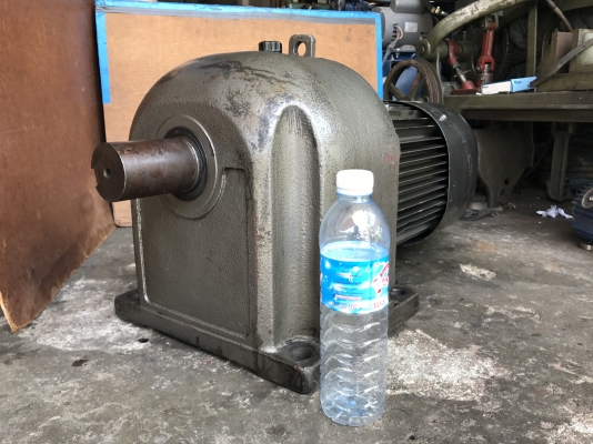 ขายมอเตอร์เกียร์ Mitsubishi 10HP. 380V อัตราทด 1:27 เพลาออกประมาณ 54รอบต่อนาที สภาพสวยเดิมๆ วิ่งนิ่ม พร้อมใช้งาน ขายมอเตอร์เกียร์ Mitsubishi 10HP. 380V อัตราทด 1:27 เพลาออกประมาณ 54รอบต่อนาที สภาพสวยเดิมๆ วิ่งนิ่ม พร้อมใช้งาน