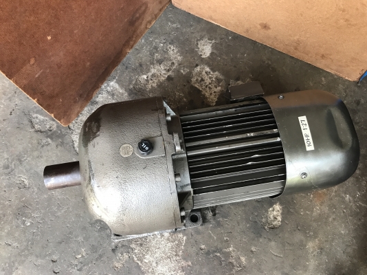 ขายมอเตอร์เกียร์ Mitsubishi 10HP. 380V อัตราทด 1:27 เพลาออกประมาณ 54รอบต่อนาที สภาพสวยเดิมๆ วิ่งนิ่ม พร้อมใช้งาน ขายมอเตอร์เกียร์ Mitsubishi 10HP. 380V อัตราทด 1:27 เพลาออกประมาณ 54รอบต่อนาที สภาพสวยเดิมๆ วิ่งนิ่ม พร้อมใช้งาน