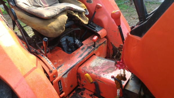 ขายรถไถ KUBOTA L3408 พร้อมดันหน้า ราคา 165,000 มีรถขนส่งบริการขนส่งทั่วไทย สามย่านแทรคเตอร์ อ.แกลง จ.ระยอง 0818618678,0899347475 https://www.facebook.com/DC-Tractor-Rayong-3071545327…/shop… id line=081-8618678 id line=089-9347475 ขายรถไถ KUBOTA L3408 พร้อมดันหน้า ราคา 165,000 มีรถขนส่งบริการขนส่งทั่วไทย สามย่านแทรคเตอร์ อ.แกลง จ.ระยอง 0818618678,0899347475 https://www.facebook.com/DC-Tractor-Rayong-3071545327…/shop… id line=081-8618678 id line=089-9347475