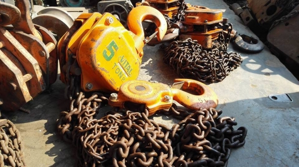 ** SOLD ** รอกโซ่มือสาวญี่ปุ่น VITAL 5 t. สภาพสวยลงตู้สดนอกเงาๆมาเทสก่อนได้