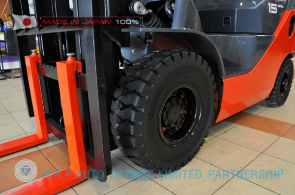 ขายรถโฟล์คลิฟท์มือสอง TOYOTA รุ่น 8FG15-15156  นำเข้าจากประเทศญี่ปุ่น 100\% ไม่เคยใช้งานในไทย