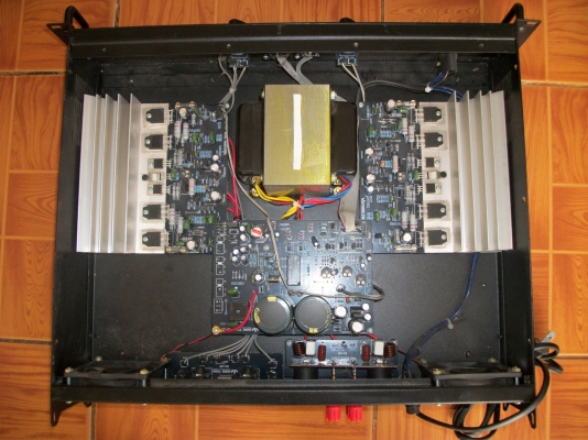 ขายแอมป์ PROEURO TECH รุ่น EU-100 เสียงดีมากครับ ไม่เคยผ่านการซ่อม สภาพสวยมือสองครับ ลดราคาเหลือ 3300 ครับ