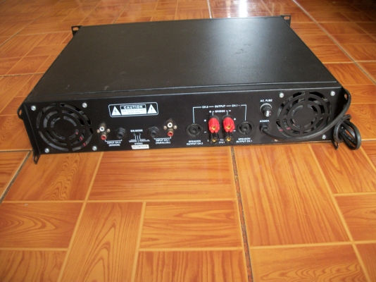 ขายแอมป์ PROEURO TECH รุ่น EU-100 เสียงดีมากครับ ไม่เคยผ่านการซ่อม สภาพสวยมือสองครับ ลดราคาเหลือ 3300 ครับ