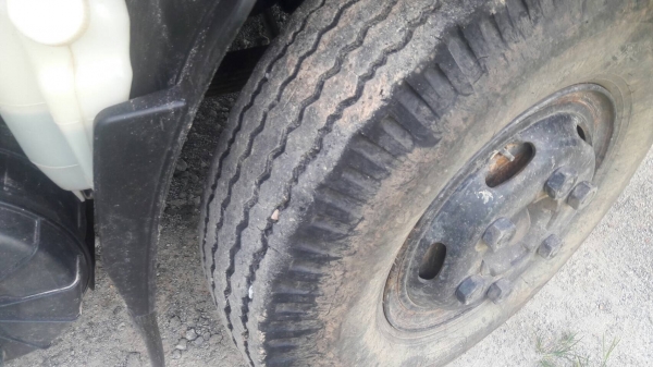 รถอีซุซุ 6 ล้อดั้ม NPR 150 แรงม้า ปี 57. , ( รถวิ่ง 3x,xxx กม. ) สนใจติดต่อ 081 - 6079515