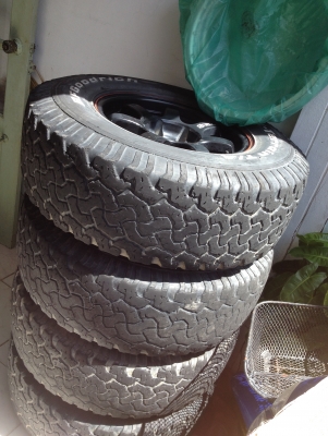 ขายล้อแม็กพร้อมยาง 4 ชุด ตามสภาพ ราคา 8800 ถ้วนๆ ขายล้อแม็กพร้อมยาง 4 ชุด ตามสภาพ ราคา 8800 ถ้วนๆ