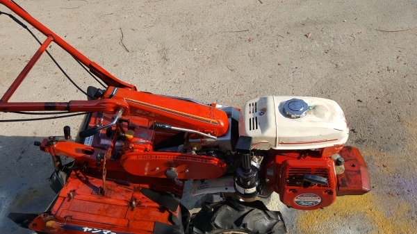 รถพรวนดิน 5.5 แรง สาดออกข้าง พร้อมใช้งาน ใบตีดินสวย สอบถามได้ ครับ ราคา 18500 บาท รหัสสินค้า D1 - 13 รถพรวนดิน 5.5 แรง สาดออกข้าง พร้อมใช้งาน ใบตีดินสวย สอบถามได้ ครับ ราคา 18500 บาท รหัสสินค้า D1 - 13