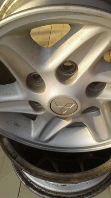 แม็กกะบะ 6รู แถมน๊อตล้อด้วยจร้าเดิมๆไม่เคยซ่อม