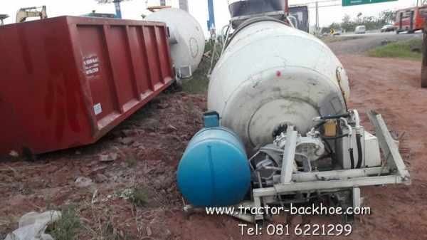 มาอีกตัวครับ ขาย ถังโม่ปูน ถังผสมคอนกรีต 2.5-3 คิว ติดหลังรถบรรทุก 4 ล้อกลาง หรือ 6 ล้อเล็ก