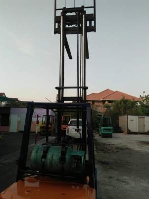 โตโยน้า รุ่น 5 เบนซินเกียออโต้ 2.5 ตันเ