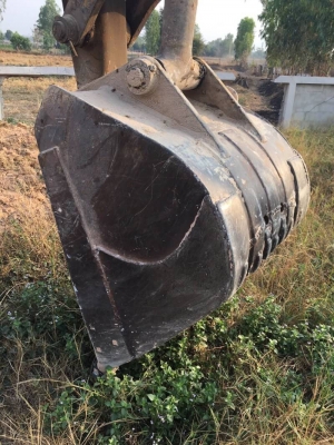 ขาย 325,000 KOMATSU pc 100-2 เก่านอก เครื่องดี ปั้มแรง โช่หนา เอวแน่น.  รถอยู่  ร้อยเอ็ด 090-772-3710 090-772-3708