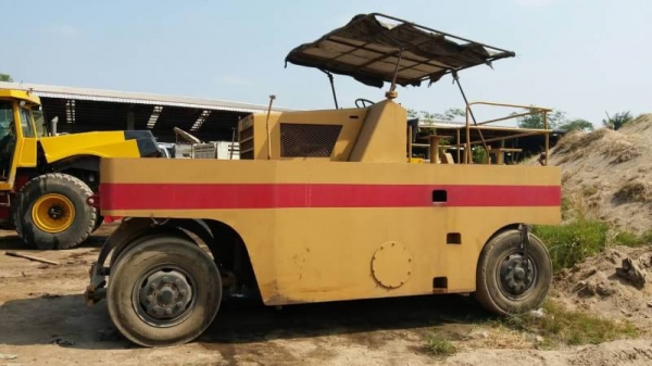 ขาย 375,000 SAKAI TS9 เครื่องดี เกียร์ดี สภาพพร้อมใช้ เอกสารเล่มทะเบียน รถอยู่ จ.อุดรธานี 090-772-37