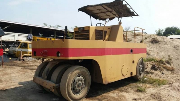 ขาย 375,000 SAKAI TS9 เครื่องดี เกียร์ดี สภาพพร้อมใช้ เอกสารเล่มทะเบียน รถอยู่ จ.อุดรธานี 090-772-37
