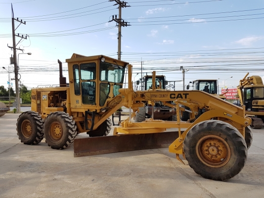 ขายรถเกรด Caterpillar 140G นำเข้าจาก USA แท้ เก๋งมีแอร์ Sacarifier ใหม่ของแท้ สภาพสวย ไม่เคยใช้งานในไทย