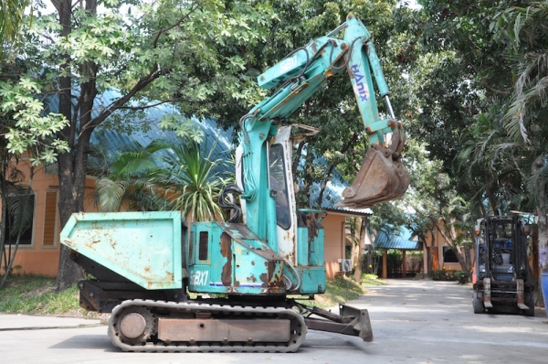 ขายแบคโฮMITSUBISHI HANIX PC30ดั้มเปอร์มาจากโรงงาน(ปั้มนิ้ว)ครบๆ สวยเดิมจากญี่ปุ่น ทำงานสมบูรณ์ทุกระบบ รับรองไม่ผิดหวัง 235,000 เท่านั้น!!