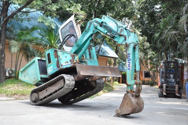 ขายแบคโฮMITSUBISHI HANIX PC30ดั้มเปอร์มาจากโรงงาน(ปั้มนิ้ว)ครบๆ สวยเดิมจากญี่ปุ่น ทำงานสมบูรณ์ทุกระบบ รับรองไม่ผิดหวัง 235,000 เท่านั้น!!