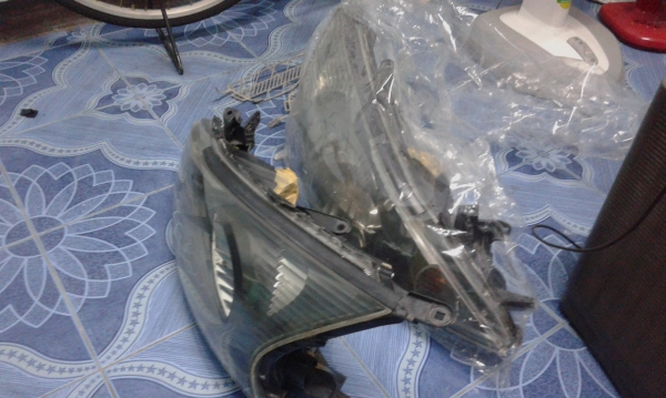 ขายโคมไฟดำ หน้าสเป๊ควาก่อน 1คู่ราคาถูกด่วน