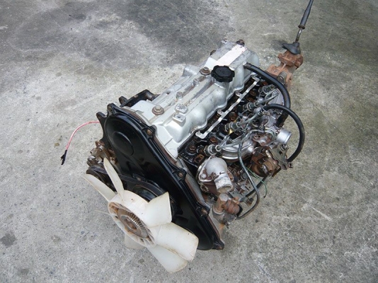 ขายเครื่องยนต์ดีเซล Toyota 2L 18950 บาท
