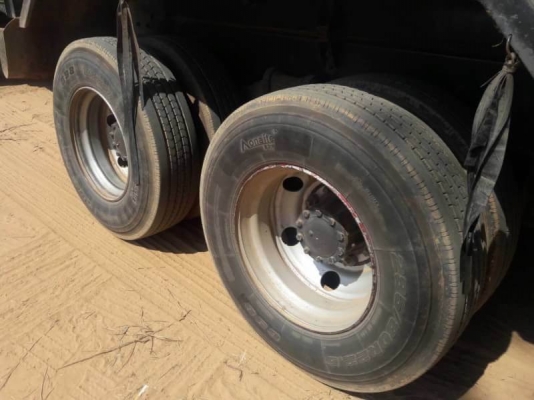 ISUZU360 แรงปี 56 ราคา 2,750,000 แม่ดั้ม- ลูกดั้ม3 คาน สามมิตร วิ่ง 15x,xxx รถพร้อมใช้ เอกสารเล่มทะเ