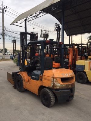 TOYOTA 7FD30 เครื่องดีเซล เกียร์ธรรมดา เสาสูง4เมตร งาหนีบ สนใจติดต่อ083-062-0223(ปอน) TOYOTA 7FD30 เครื่องดีเซล เกียร์ธรรมดา เสาสูง4เมตร งาหนีบ สนใจติดต่อ083-062-0223(ปอน)