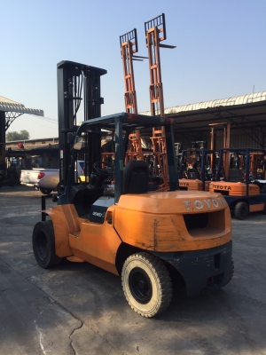 TOYOTA 7FD40 เครื่องดีเซล เกียร์ออโต้ เสา5เมตร สนใจติดต่อ 083-062-0223(ปอน) TOYOTA 7FD40 เครื่องดีเซล เกียร์ออโต้ เสา5เมตร สนใจติดต่อ 083-062-0223(ปอน)