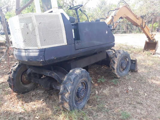 KOMATSU PW30-1 สองเพลา 195,000 บาท เครื่องดี ปั้มแรง สภาพพร้อมใช้งาน เอกสารชื่อขาย