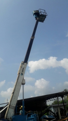 ขายด่วน รถกระเช้า ตีนตะขาบ(แทรคเหล็ก) เก่าจาก japan ใช้งานได้จริง เครน TADANO AC-120 ยกสูงได้ถึง 12 