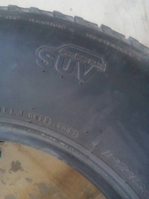 265/70R16 ROADSTONE ROADIAN HT ตัวหนังสือขาว มี 1 เส้น tel. 081-427-3941 265/70R16 ROADSTONE ROADIAN HT ตัวหนังสือขาว มี 1 เส้น tel. 081-427-3941