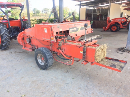 ขายเครื่องอัดฟางตราช้าง HB130 สภาพพร้อมใช้งานสวยเดิม เอาไปใช้ได้เลย