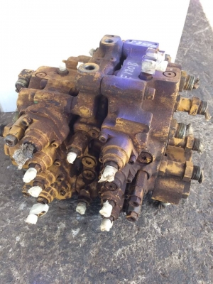 แพรคอลโทรลวาลว์ E120Bเก่าในเซียงกง ราคา 65000 บาท มีประกัน